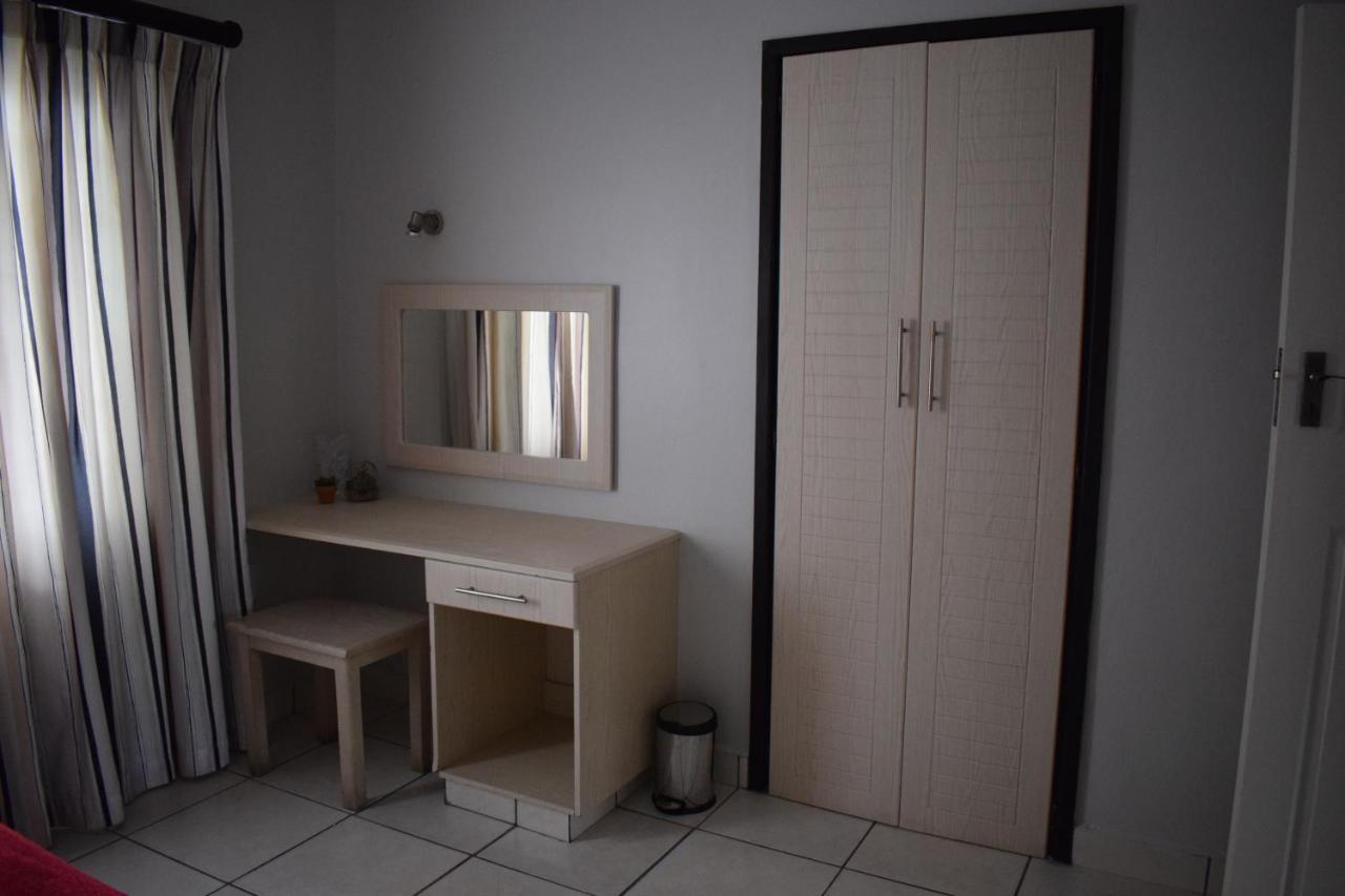Sunrise Beach Resort Amanzimtoti Extérieur photo