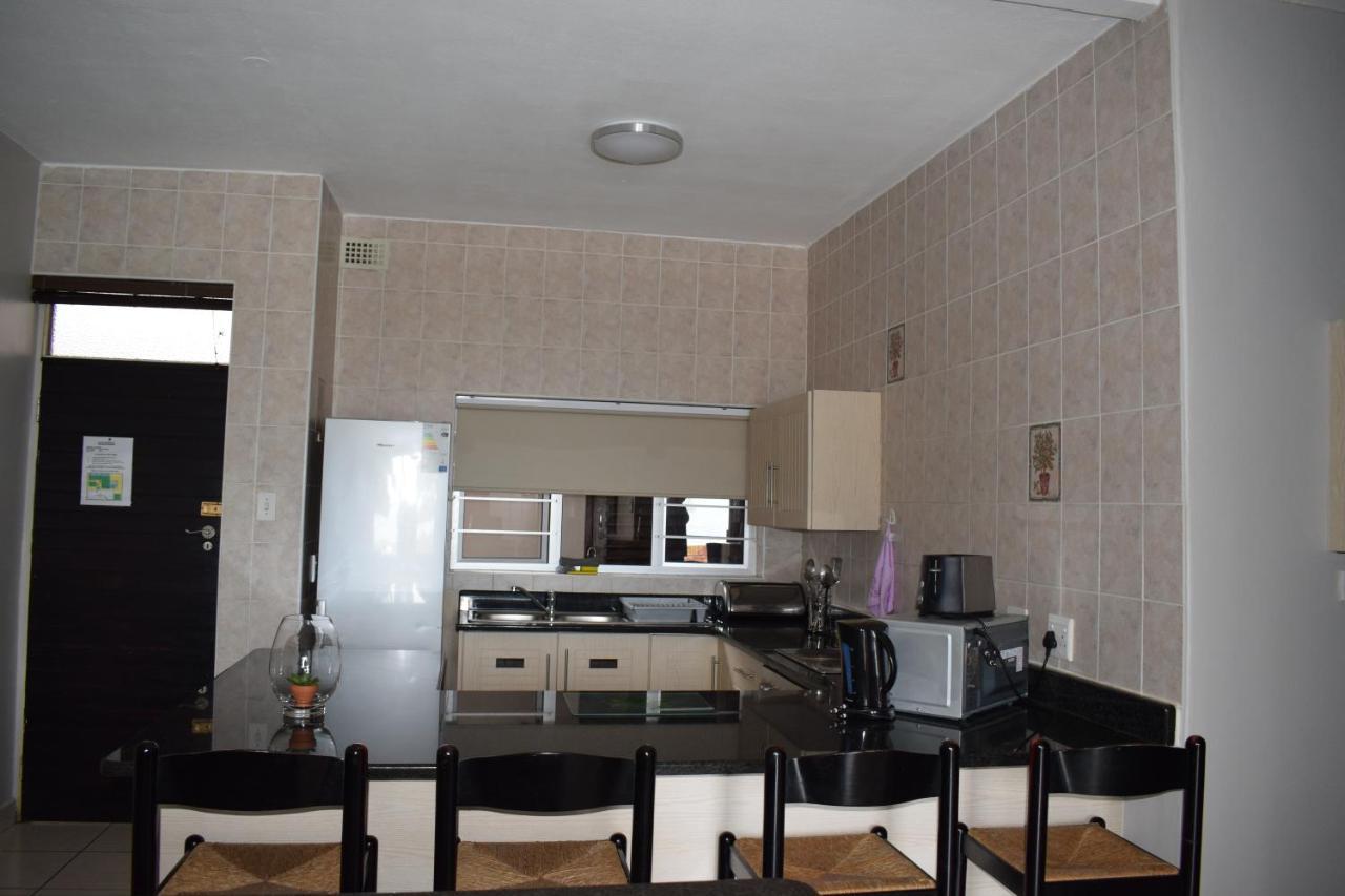 Sunrise Beach Resort Amanzimtoti Extérieur photo
