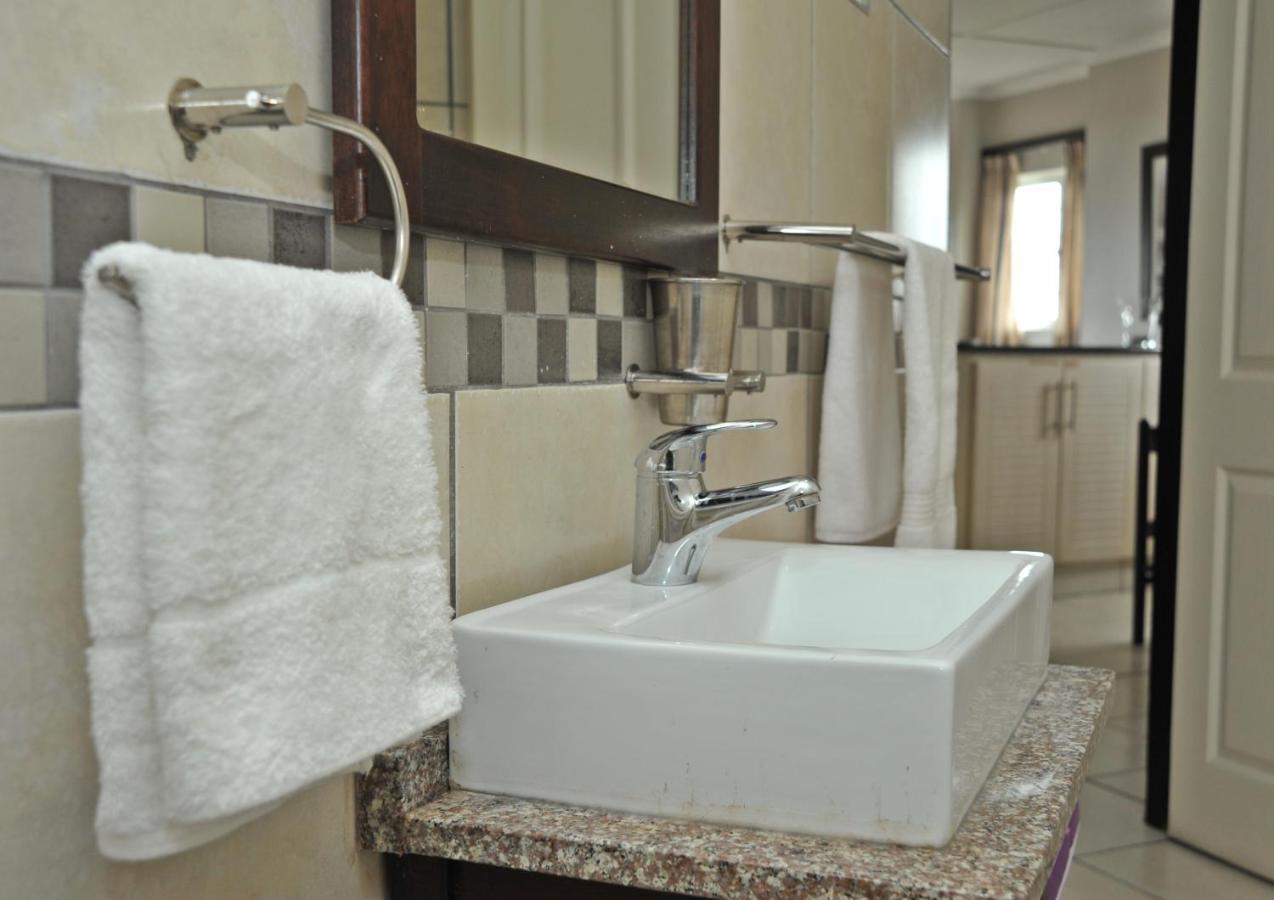 Sunrise Beach Resort Amanzimtoti Extérieur photo