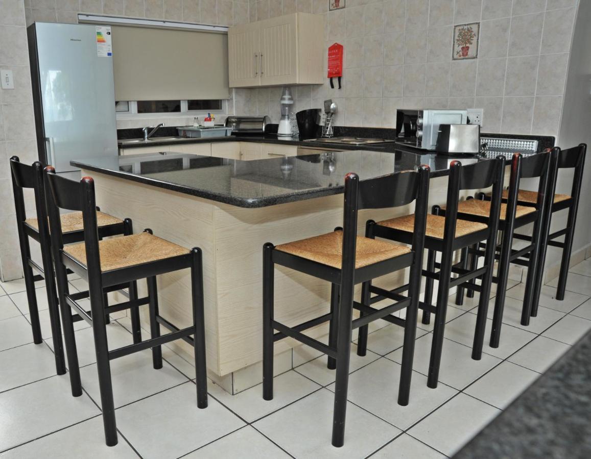 Sunrise Beach Resort Amanzimtoti Extérieur photo